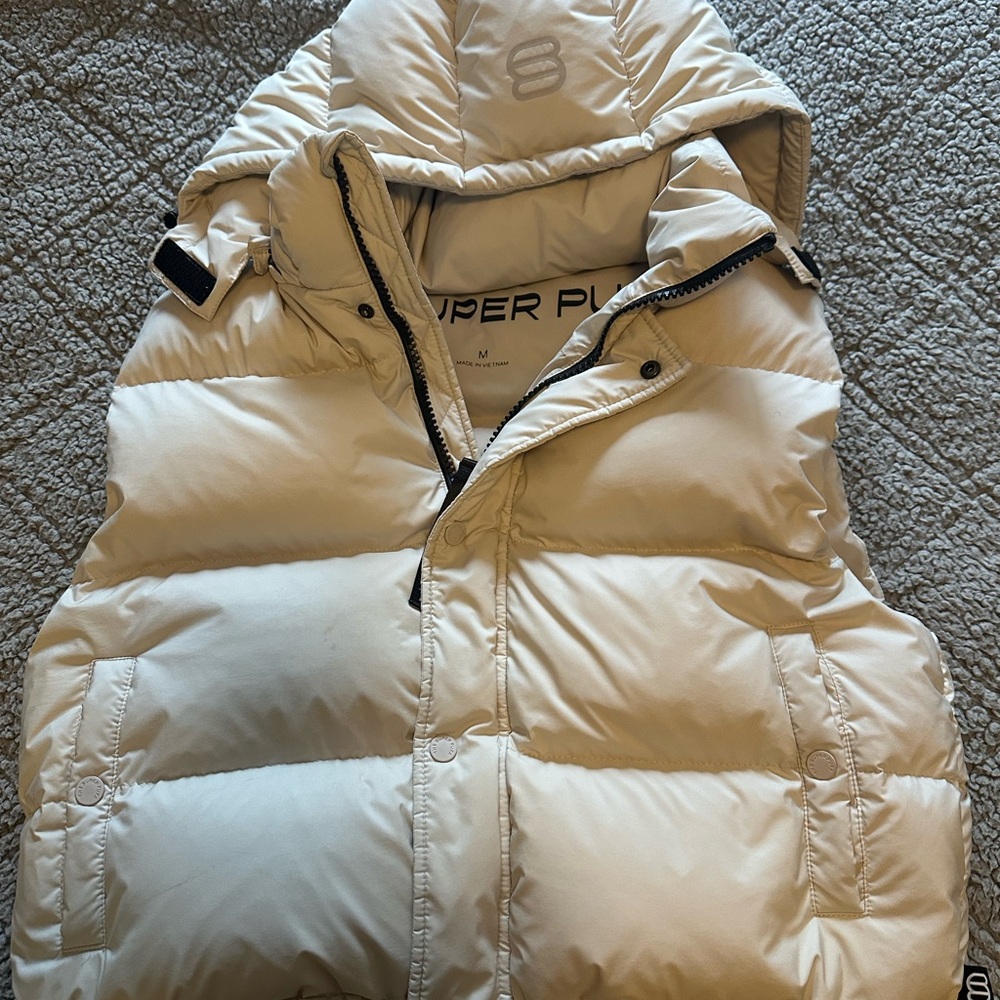 Aritzia Cream Puffer Vest